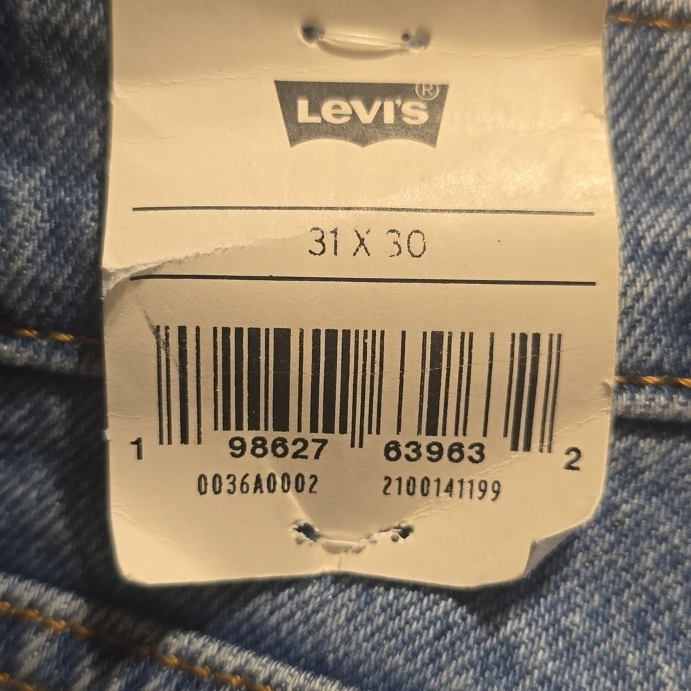 Levi’s® 501 Curve High-Rise Straight Leg Jean, Lucid Dream, Retail $98.00 USD - Picture 10 of 16